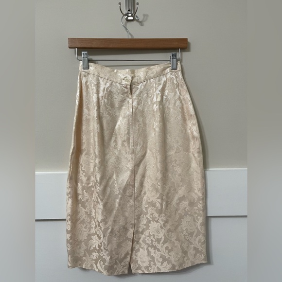 Scott McClintock Vintage Formal Cream Paisley Print Skirt Suit Size 4 - Picture 11 of 13